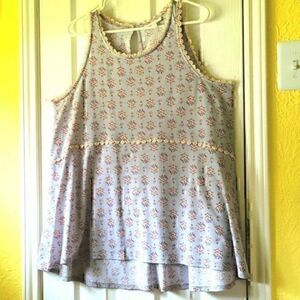 Lauren Conrad flowy tank top  C